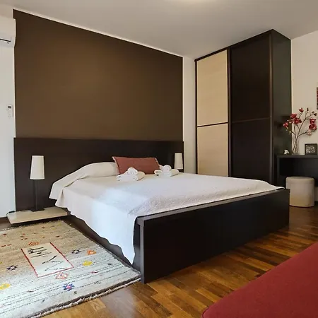 Pine And Lime Apartman *
