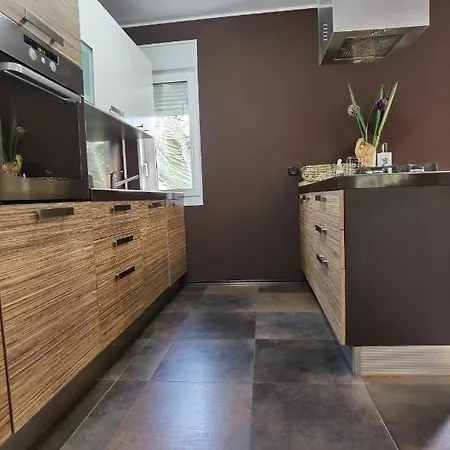Apartmán Pine And Lime