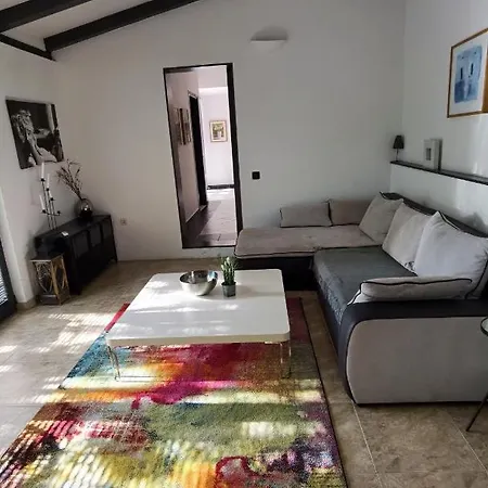 Pine And Lime Appartement *