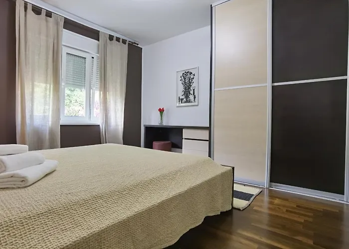 Pine And Lime Διαμέρισμα Πούλα