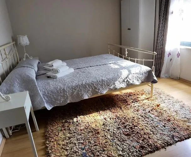 Διαμέρισμα Pine And Lime