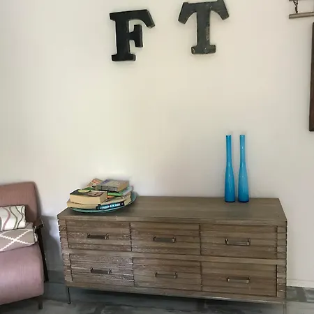 Pine And Lime Apartmán