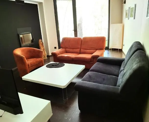 Pine And Lime Apartment